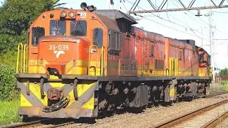 2 Weird Sounding Diesel Locomotives while 6 others do the work for TRANSNET | Train South Africa