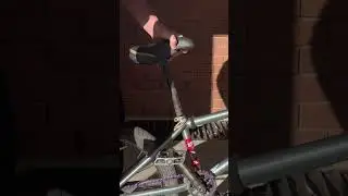 Seat swap on my bmx bike #viralvideo #bmx