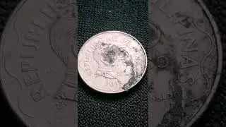 yr2014 bsp 5peso w/ rare blak blue metal color damaging face letters coin value obvers rev.xtra eror