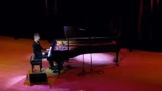 Peter Bence - Don't stop me now @ TOWN HALL NYC 10/18/2019