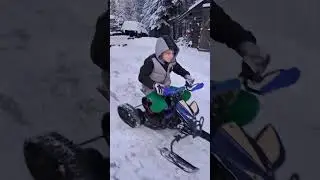 Mini Electric Snowmobile. Cute way to travel 😆❄️