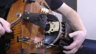 Stand-by Time. Minimal Tune. Hurdy-Gurdy & Guitar