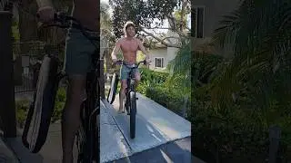 Fake Friends Can Take the Surf Bus!!! 🏄&zwj;♂️🚌 #surfing #friends #funny