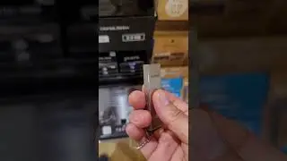 Uni smudge-free pencil leads in metal case