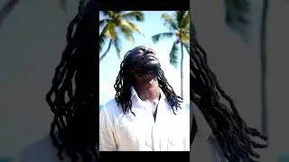 A brisa de Deus chega mansa no rosto do reggaeiro cansado