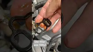 DIY Honda Element K24 VTEC filter replacement in 45 seconds! #k24 #vtec