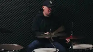 Live Jungle Drum and Bass Amen Drumming with The Jungle Drummer