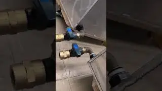 Deep water culture set-up, hand made everything 