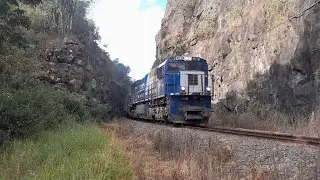 LOCOTROL com 2 locomotivas ES43BBi da Rumo, no trem carregado
