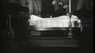 Monster Walks, The 1932