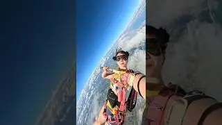 skills of 🤯 skydiving 🪂#love #skydiving #sky #shorts #explore #ytshorts #trending