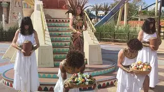 les offrandes de Cléopâtre au parc Astérix août 2023