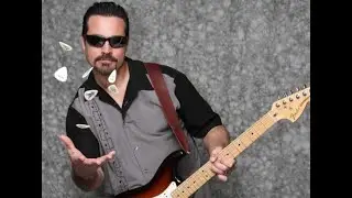 Cool original D Minor riff !! (Vinny Roth)