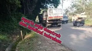 gak sengaja terekam,, 😱😱😱nyaris saja damtruk dan koldisel tabrakan di tanjakan sarang Ginting