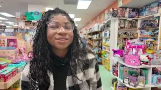 Holiday Reads & Unique Finds at Browseabout Books