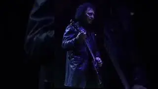 Black Sabbath #heavymetal #metal #metalfans #heavymetalsongs #metalband #metalhead #livemetal #live