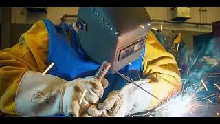LEAN Equipment - This video highlights the assembly techniques used in this table design ; )