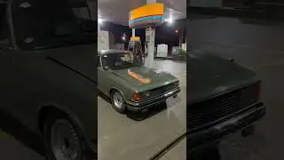 Lugar preferido do opal&atilde;o #opala #gasolina #carcollectiongarage