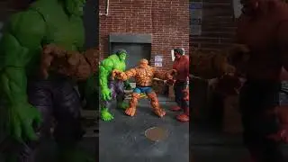 Marvel Legends Hulk vs. Red Hulk Display #shorts #youtubeshorts