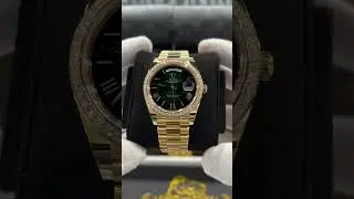💚 The King of Green has arrived 💚 Rolex Day-Date 40 ✨ Yellow Gold + Ombre Dial + Diamond Bezel