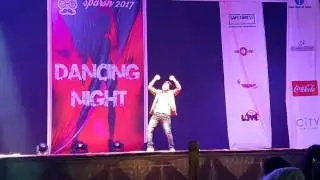 #SVNIT#SPARSH 2K17  SOLO DANCE PERFORMANCE |CHAMMAK CHALLO AND BOL DO NA JARA