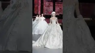Лучшие моменты показа свадебных платьев jimmychooo 👰 #мода #свадебноеплатье #нарядыдлямягкихдевуш...