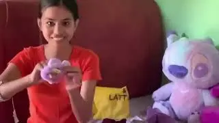 Opening treasure during her debut ✨️