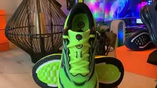 Nike VOMERO PLUS SE 