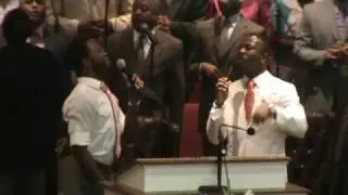 Min. Derrell and Jerrell Dean lead 
