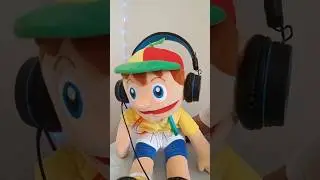 Johnny LOVES This Song! 🤣🎶 #heresjohnny #johnny #puppet #marty