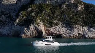 Walkthrough: Azimut Fly 62 with the Transforming Beach Cockpit