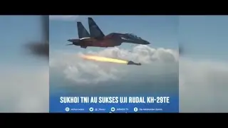 Sukhoi Su-30MK2 TNI AU Sukses Uji Tembak Rudal KH-29TE