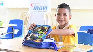 #Inavi en Mao entrega de escritorios y &uacute;tiles escolares.