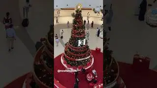 Dubai Mall Christmas Decorations 💜❤️🎄✨#dubaimall #dubaimallchristmas #dubaiattractions #shorts
