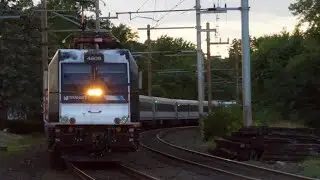 Evening Rush Hour At Aberdeen-Matawan With 2 Mechanical Bells - 8/18/2022