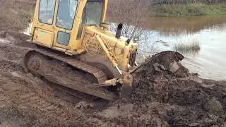 Cat d4 dozer