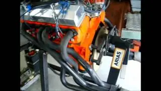 350 SBC on run stand, Rocket Performance Speed and Custom, Performance Engines