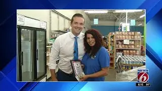Volunteer helps the working poor
