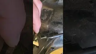 Replace a drive cable on a Craftsman 917.370600