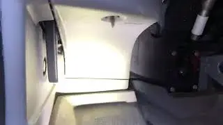 &lsquo;15 Mercedes Sprinter Van-Black screen for back up camera, no lighter, anti-theft malfunction