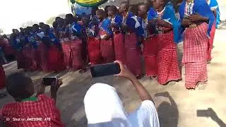 Gradiosh ya watoto ya shule misingi ketumbeine 