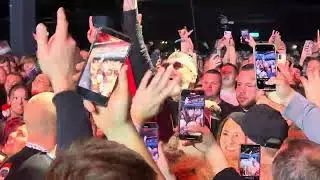 Sido&lsquo;s Weihnachtsshow 2025 - Loona &bdquo;Bailando&ldquo; Siggi im Publikum 