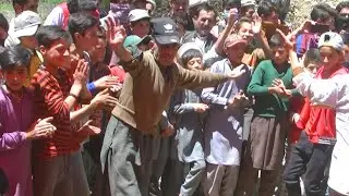 Gul Akbar Chitrali Dance With Kids || Dool Ishtok Chitral