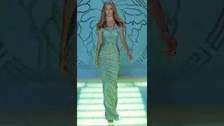 VERSACE 2012 #versace #versace2012 #fashion #model #runway #catwalk #runwaymodel #fashionshow