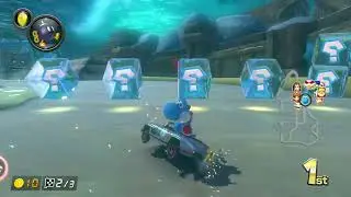Mario Kart 8 Deluxe Blue Yoshi Gameplay (150cc Mirror Mode) on DLC Piranha Plant Cove
