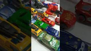 Cars McQueen Rusteze vs Cars mini Cars 🚎🚒