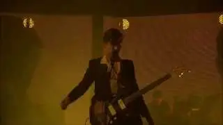Arctic Monkeys - Old Yellow Bricks - Live @ iTunes Festival 2013 - HD