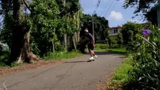 Toeside 360 shuvit slide.