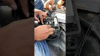 How do Optic Fiber Team Ready to Cutting Cleaver Fiber and Splicing