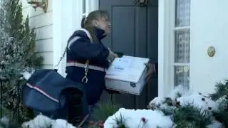 USPS Flat Rate Boxes TV Commercial, 'Auld Lang Returns'